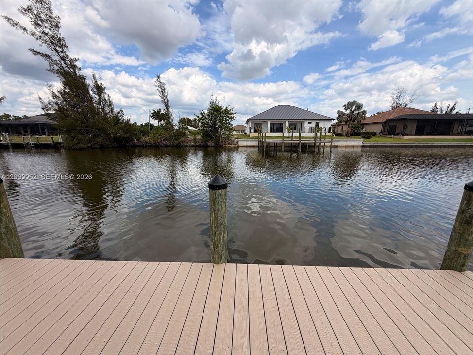 На продажу: $182,500 (0.23 acres)