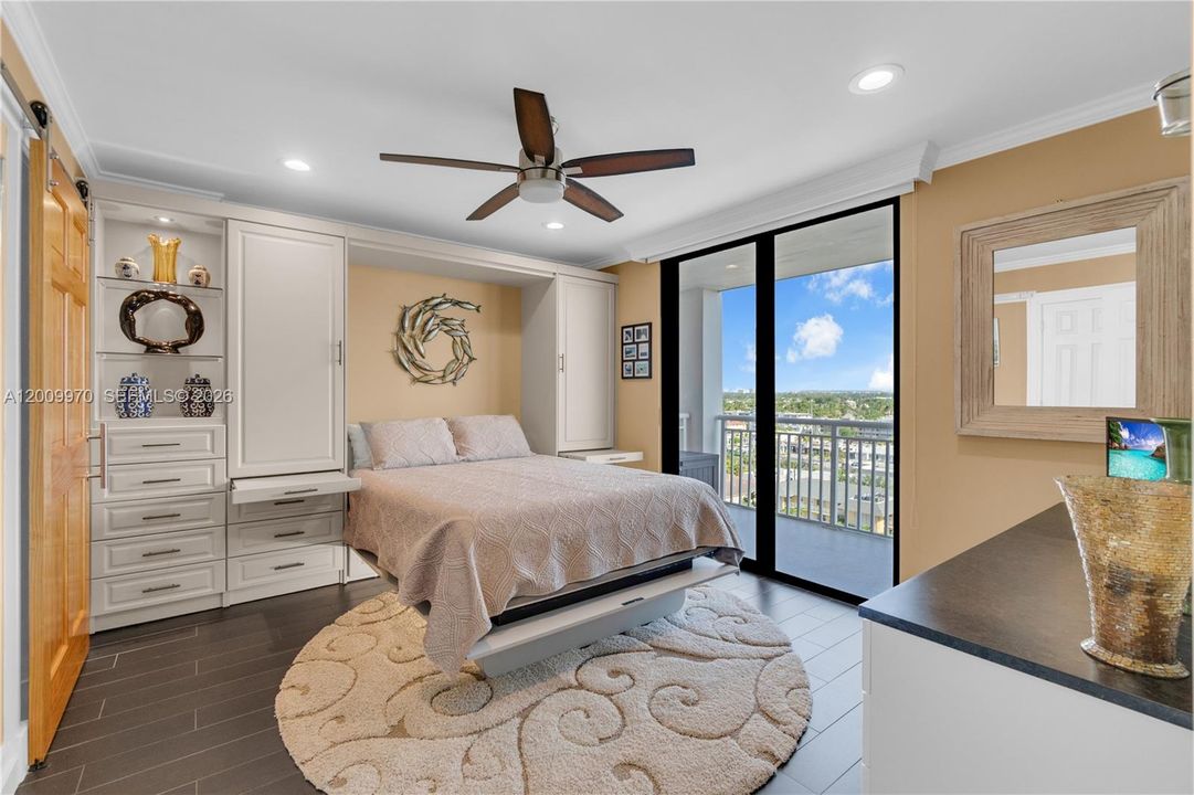 Active With Contract: $575,000 (2 beds, 2 baths, 1280 Square Feet)