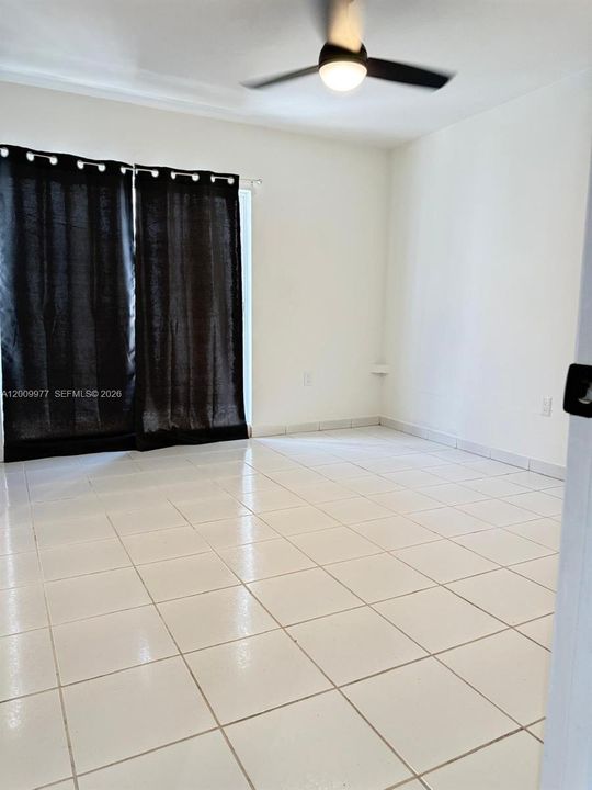 For Sale: $280,000 (2 beds, 1 baths, 1114 Square Feet)