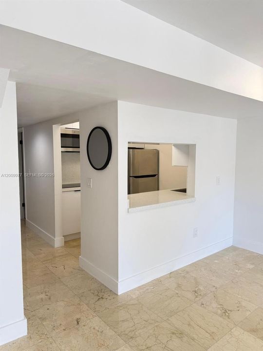 For Sale: $280,000 (2 beds, 1 baths, 1114 Square Feet)