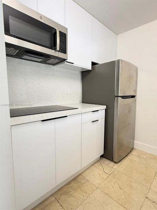 For Sale: $280,000 (2 beds, 1 baths, 1114 Square Feet)