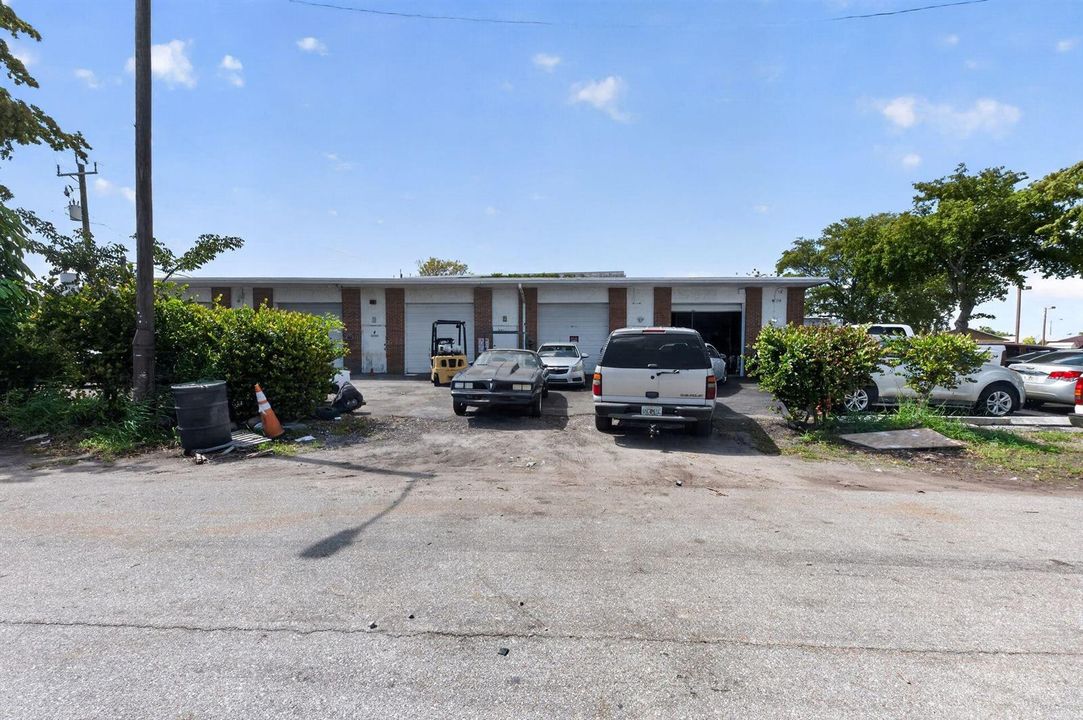 06_824_NE_3rd_St_Boynton_Beach_FL_33435_