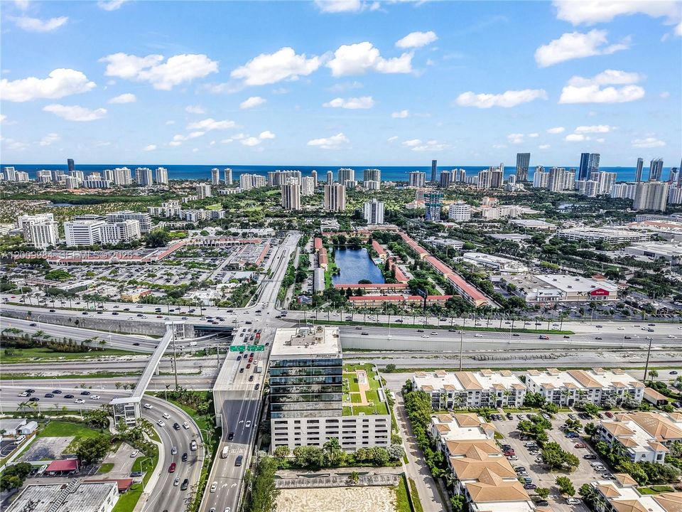 В аренду: $10,000 (0 спален, 0 ванн, 0 Квадратных фут)