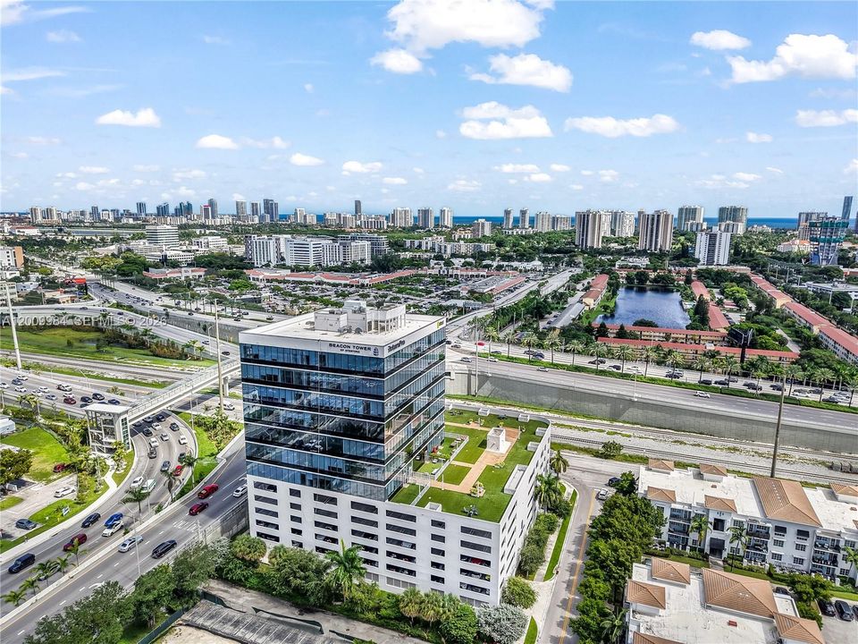 В аренду: $10,000 (0 спален, 0 ванн, 0 Квадратных фут)