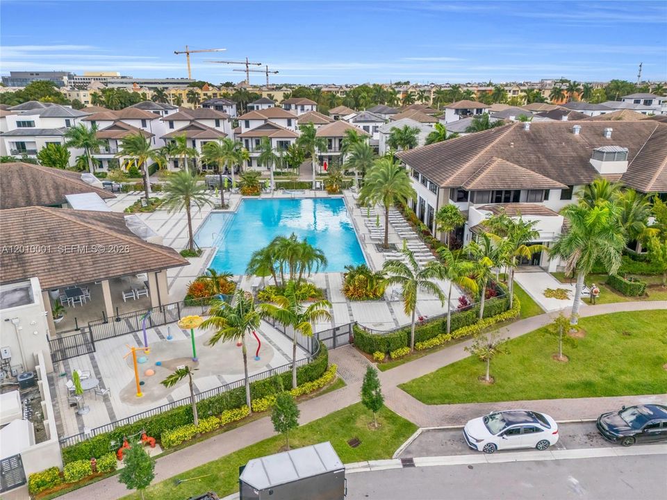 Recently Sold: $500,000 (3 beds, 2 baths, 1129 Square Feet)