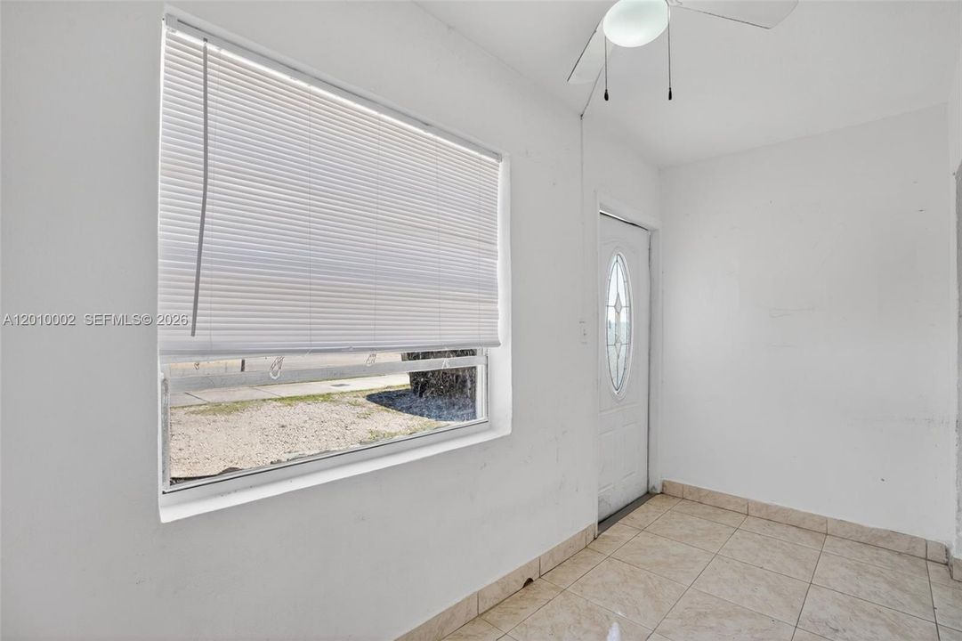 Activo con contrato: $800,000 (0 camas, 0 baños, 1144 Pies cuadrados)