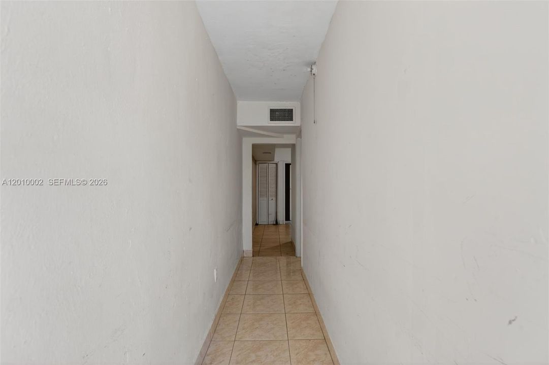 Activo con contrato: $800,000 (0 camas, 0 baños, 1144 Pies cuadrados)