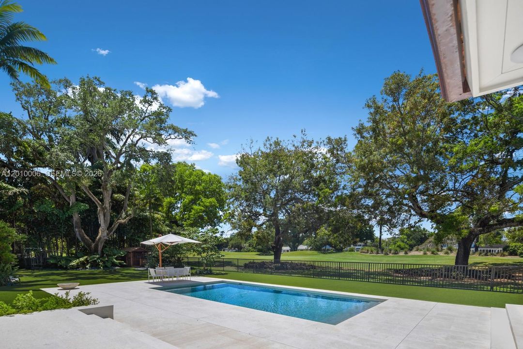 Activo con contrato: $6,995,000 (4 camas, 3 baños, 4420 Pies cuadrados)