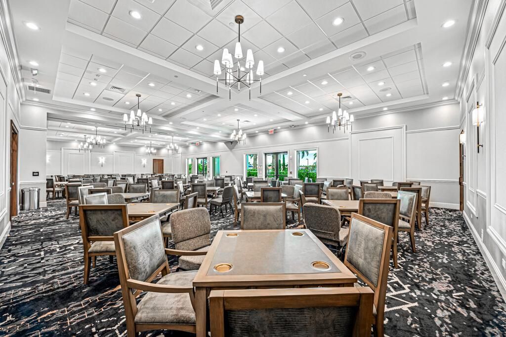 19 CLUBHOUSE CARDROOM 2