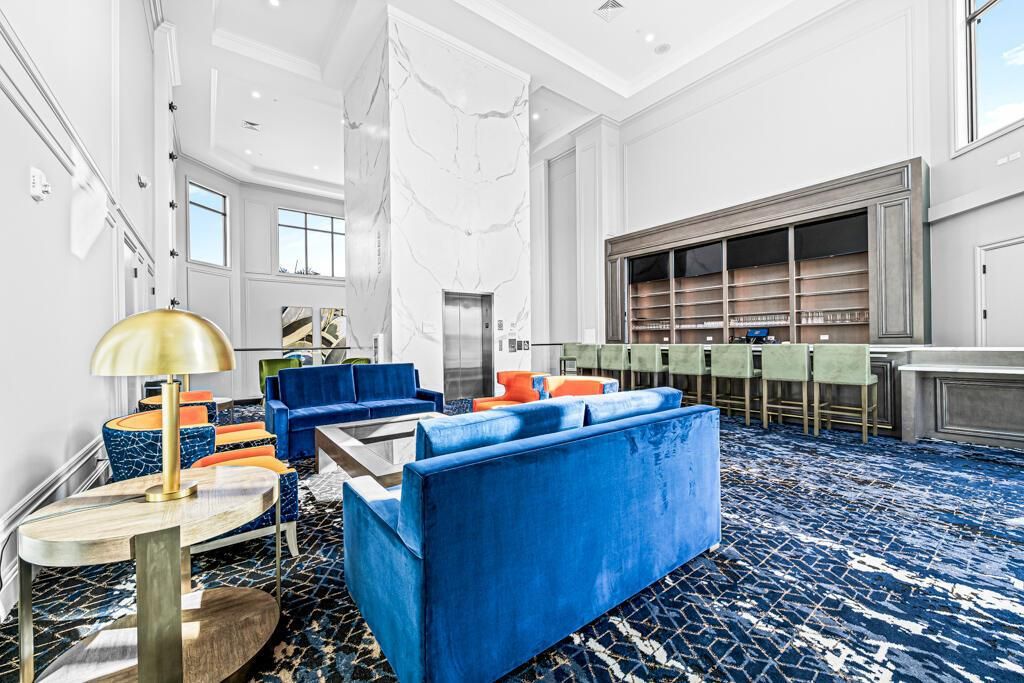 15 CLUBHOUSE UPPER LOUNGE 2