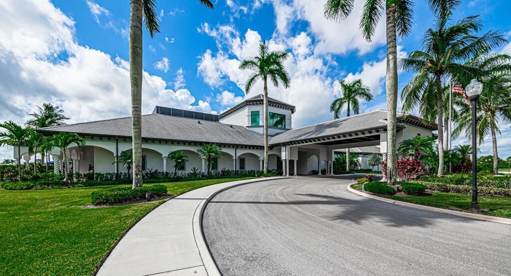 3 clubhouse entry