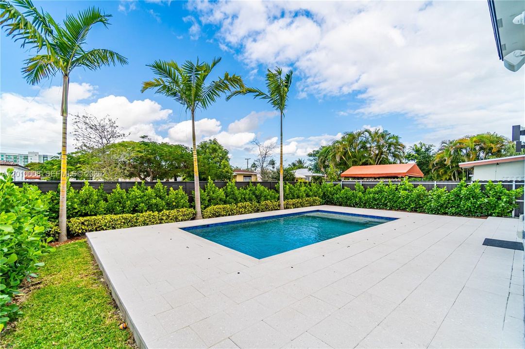 Active With Contract: $1,545,000 (4 beds, 3 baths, 2446 Square Feet)