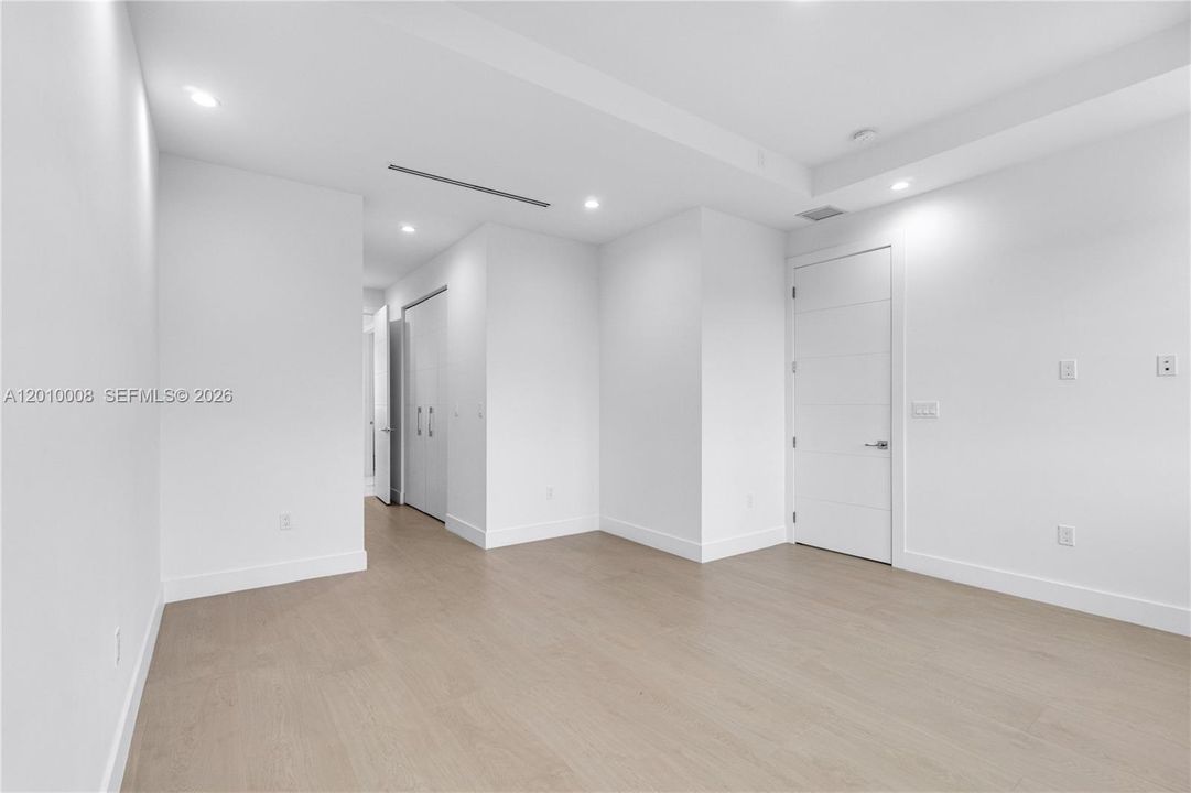 Active With Contract: $1,545,000 (4 beds, 3 baths, 2446 Square Feet)