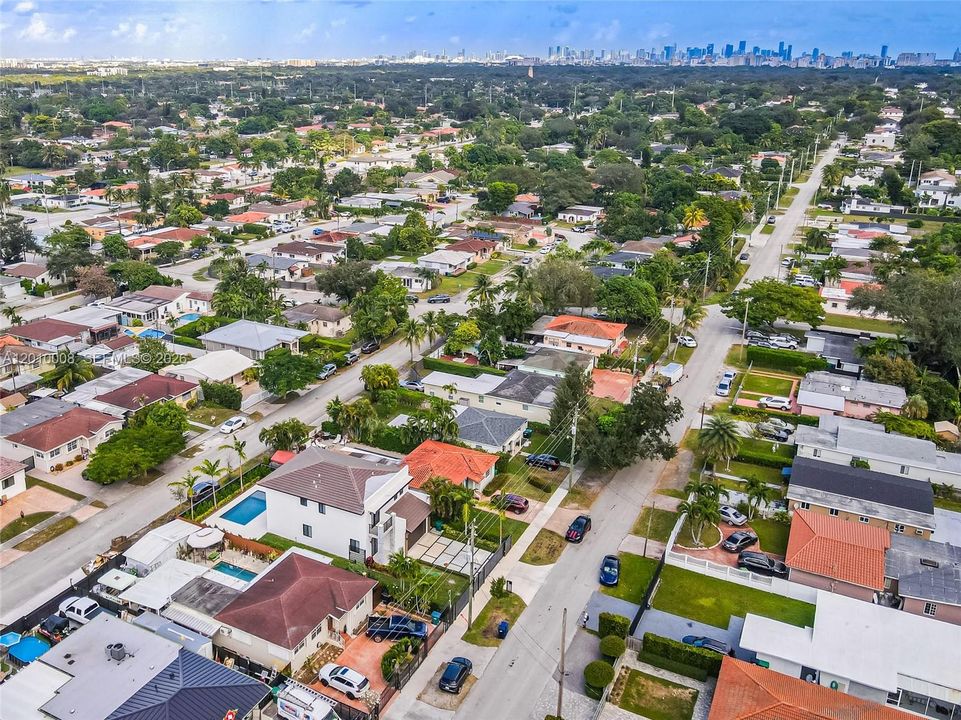 Active With Contract: $1,545,000 (4 beds, 3 baths, 2446 Square Feet)