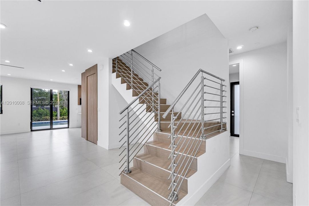 Active With Contract: $1,545,000 (4 beds, 3 baths, 2446 Square Feet)