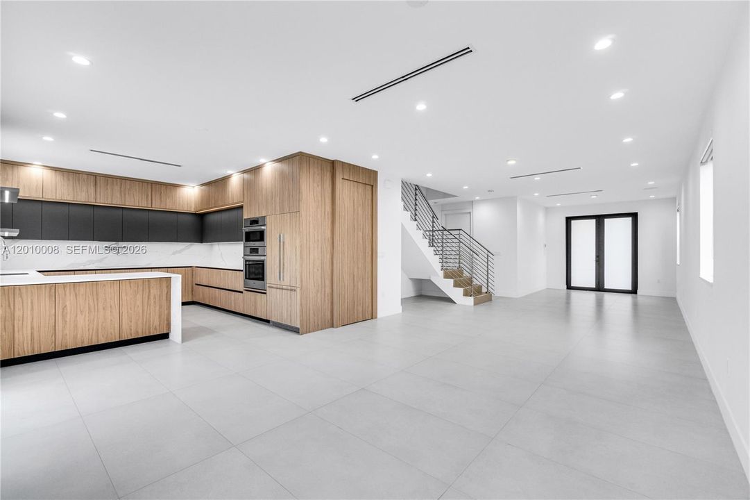 Active With Contract: $1,545,000 (4 beds, 3 baths, 2446 Square Feet)