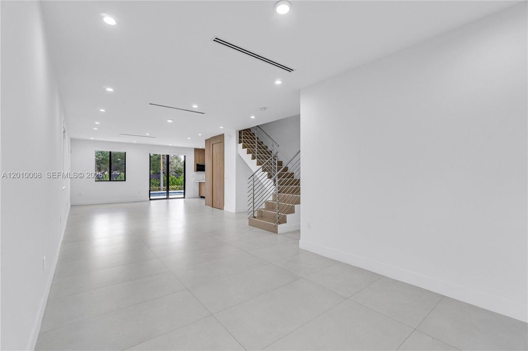 Active With Contract: $1,545,000 (4 beds, 3 baths, 2446 Square Feet)