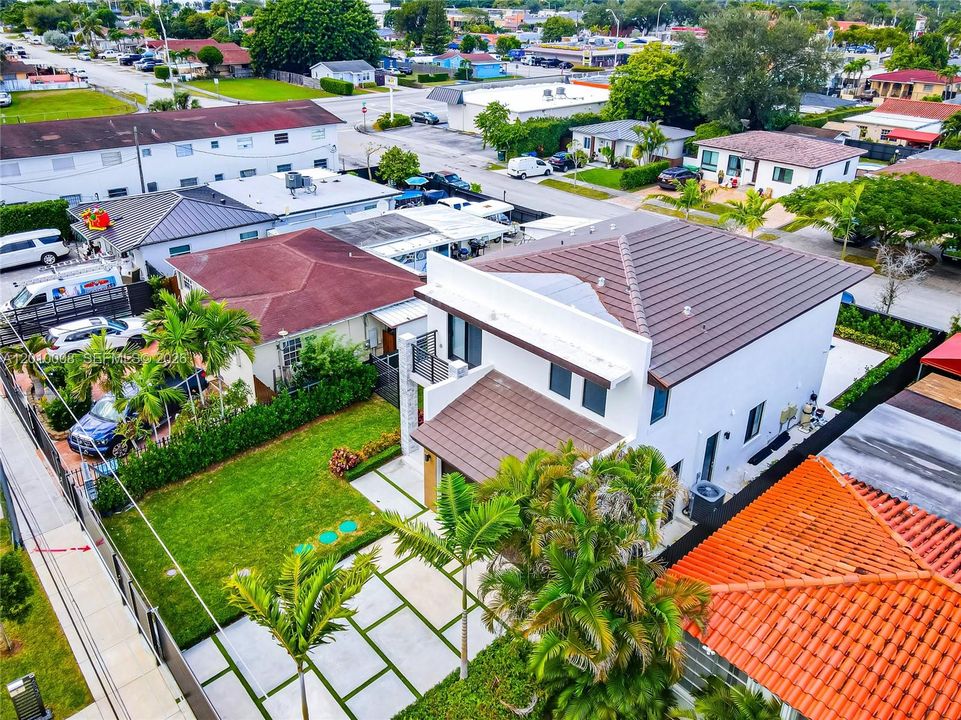 Active With Contract: $1,545,000 (4 beds, 3 baths, 2446 Square Feet)