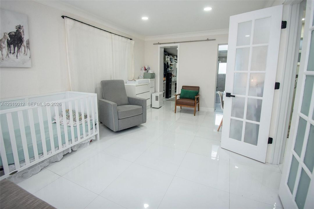 Activo con contrato: $450,000 (2 camas, 2 baños, 1104 Pies cuadrados)