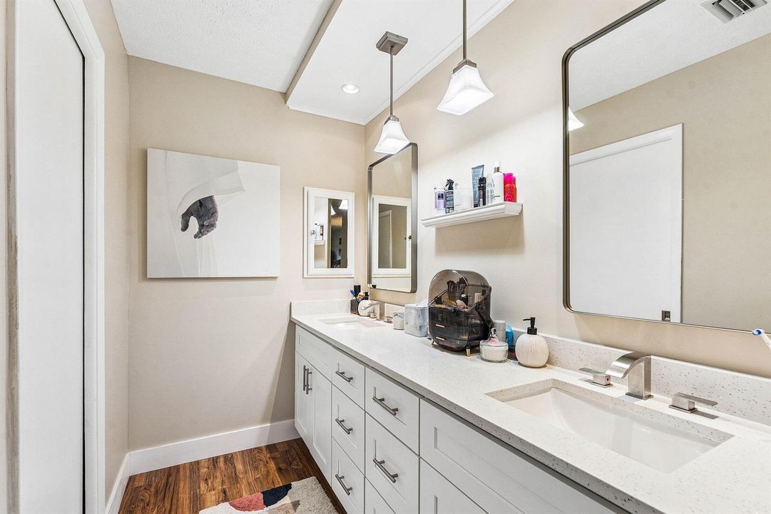 022-12800SoutheastLaurelValleyLane-HobeS