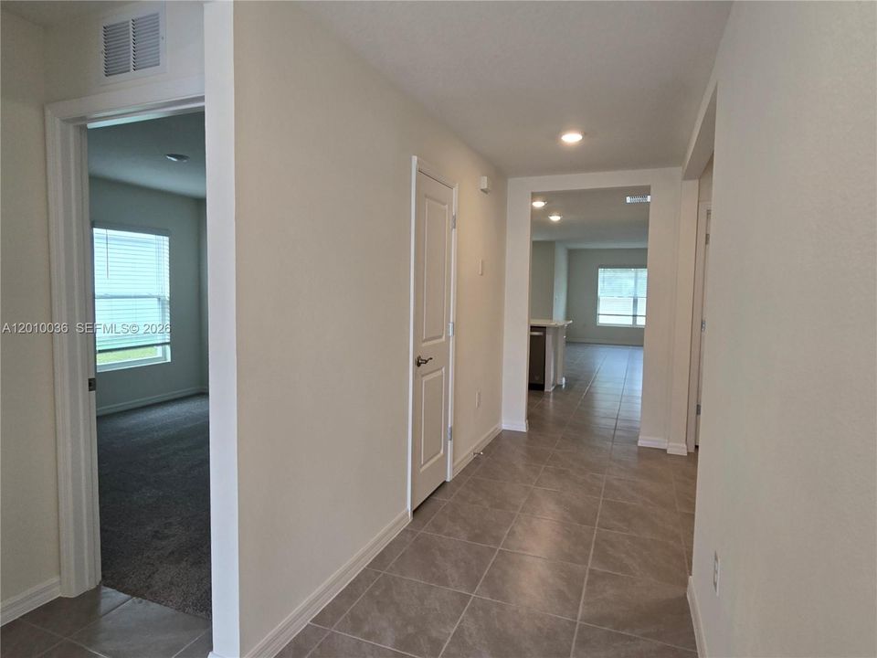 For Rent: $2,200 (4 beds, 2 baths, 1827 Square Feet)