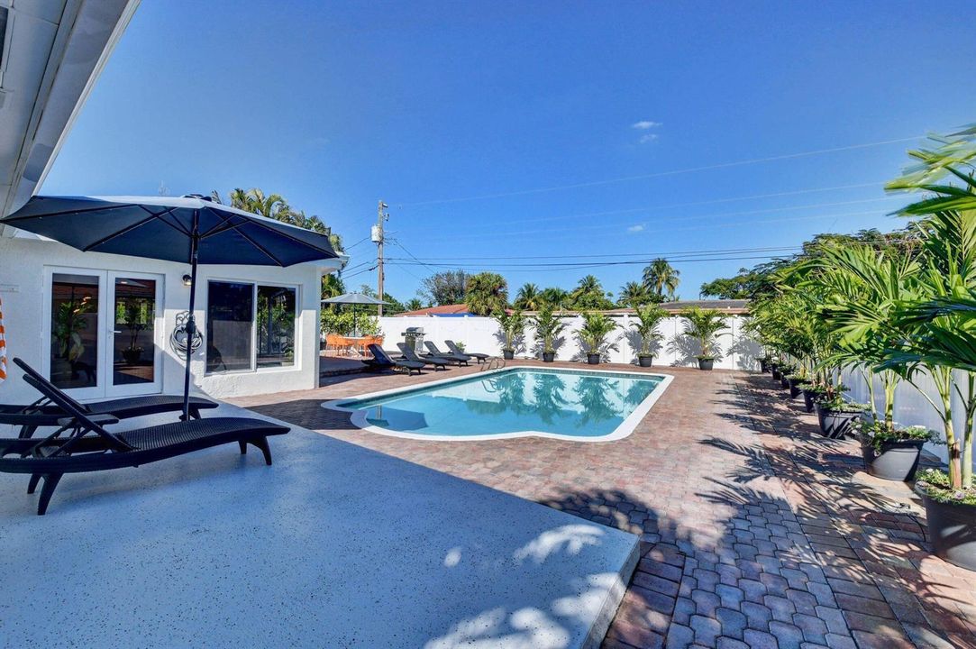 pool area 2