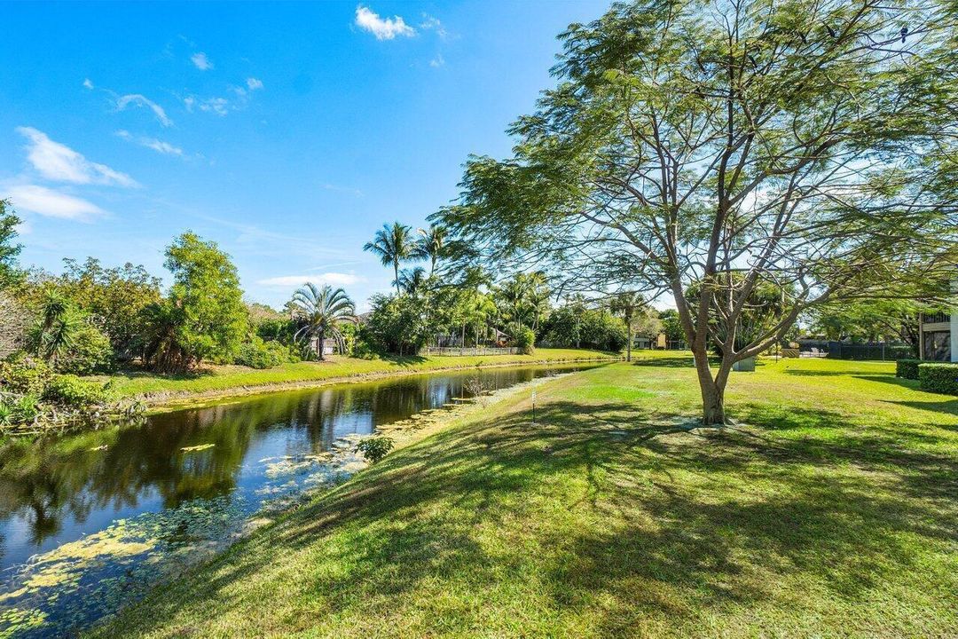 035-13135ChadwickCourt-12-Wellington-FL-