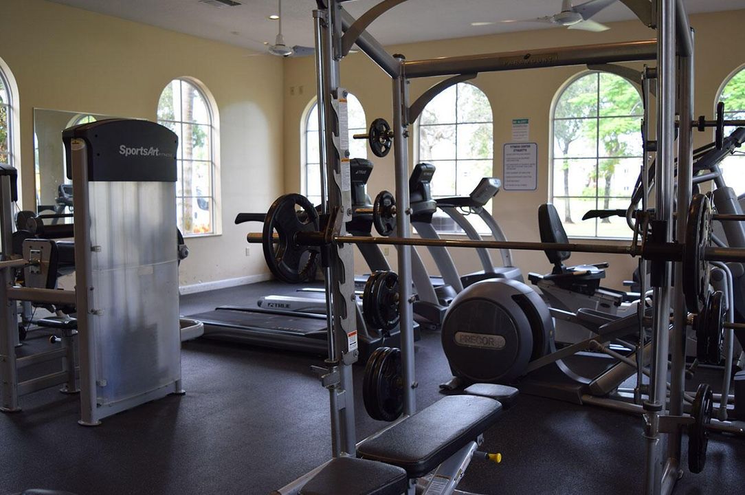 3037-amenities-gym