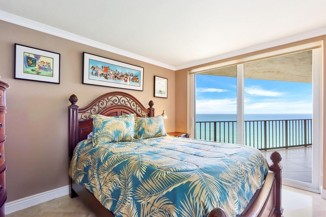 Guest Suite w Ocean View