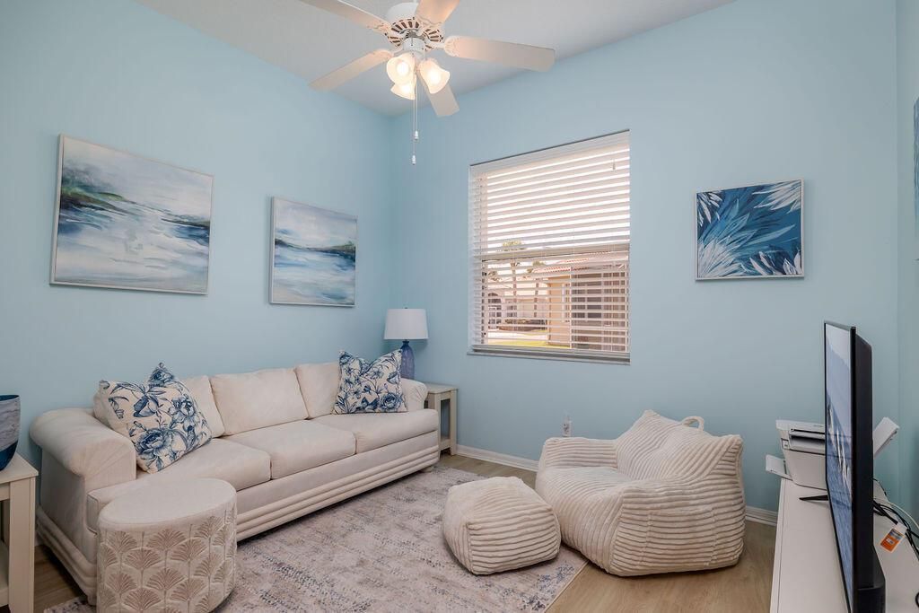 13 Bonus Room - Den, Office or Study