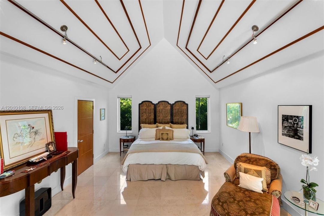 For Sale: $5,478,000 (4 beds, 3 baths, 3549 Square Feet)