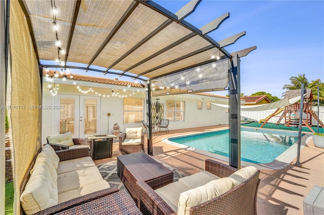 Activo con contrato: $568,000 (3 camas, 2 baños, 1508 Pies cuadrados)