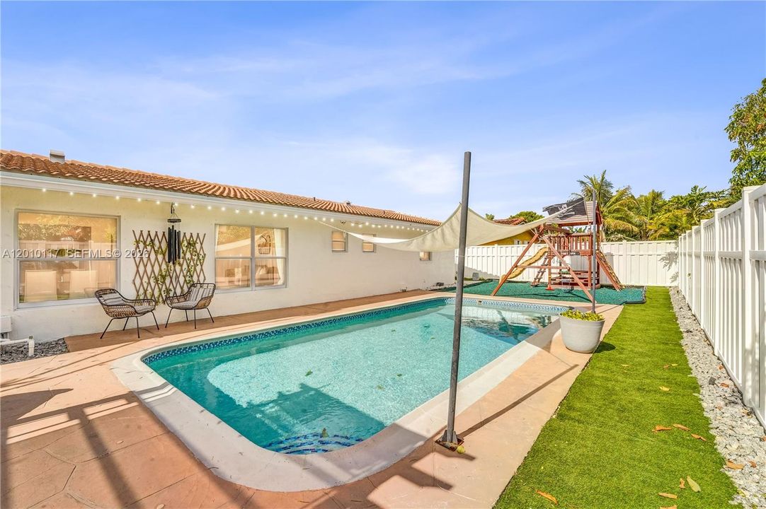 Activo con contrato: $568,000 (3 camas, 2 baños, 1508 Pies cuadrados)