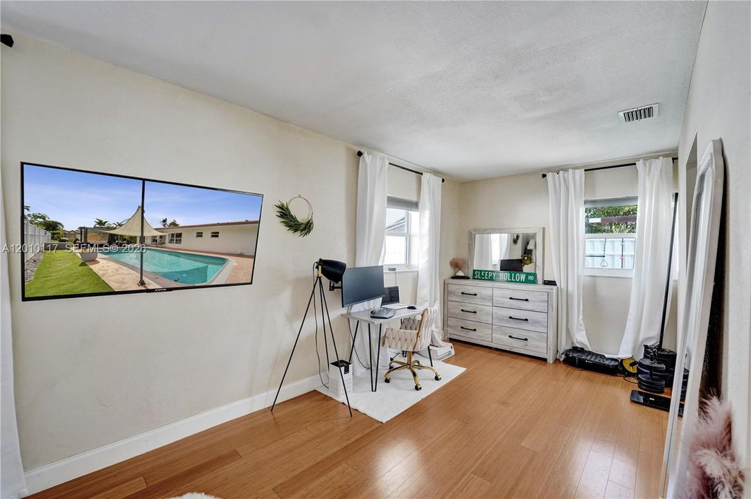 Activo con contrato: $568,000 (3 camas, 2 baños, 1508 Pies cuadrados)