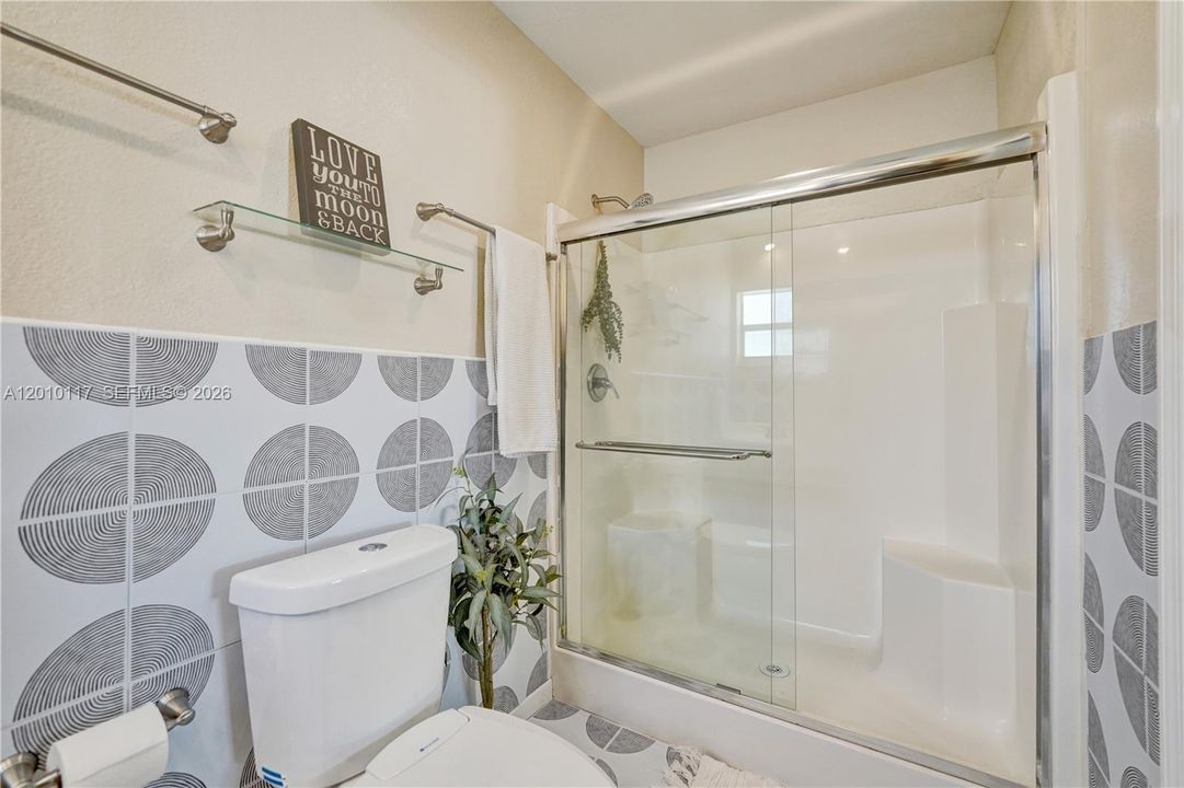 Activo con contrato: $568,000 (3 camas, 2 baños, 1508 Pies cuadrados)
