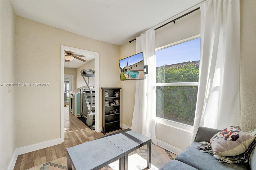 Activo con contrato: $568,000 (3 camas, 2 baños, 1508 Pies cuadrados)