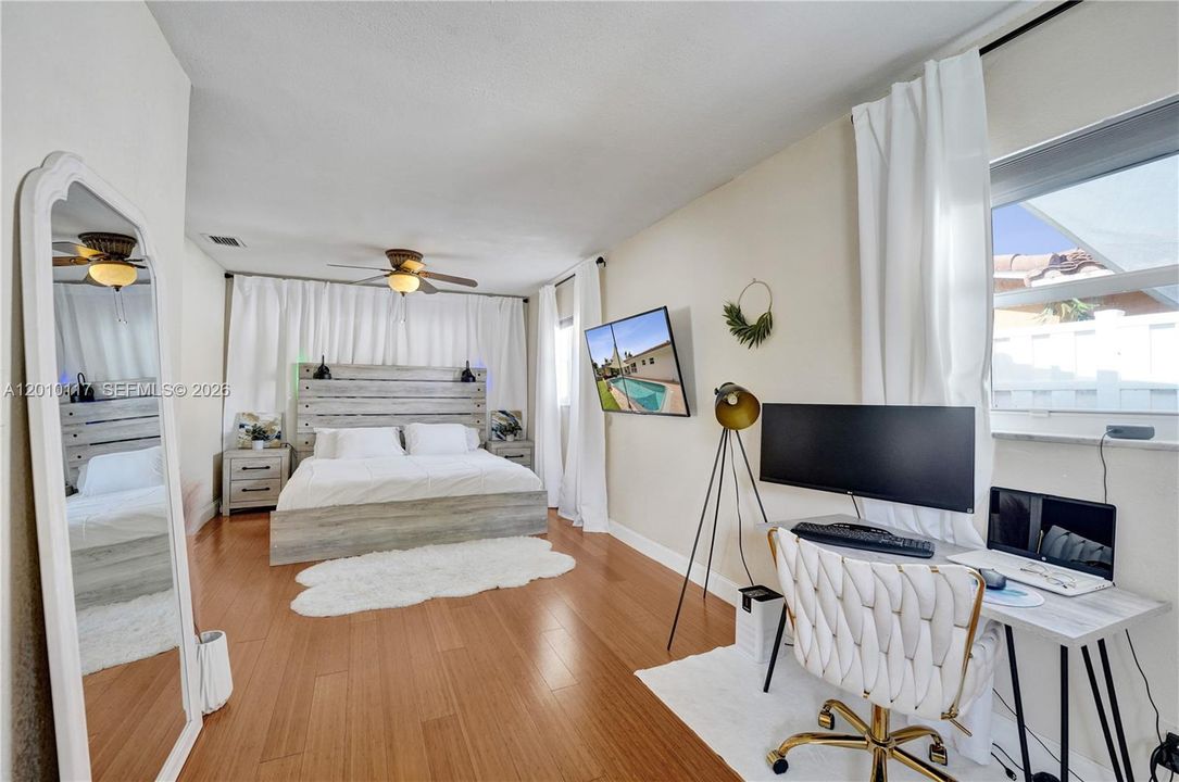 Activo con contrato: $568,000 (3 camas, 2 baños, 1508 Pies cuadrados)