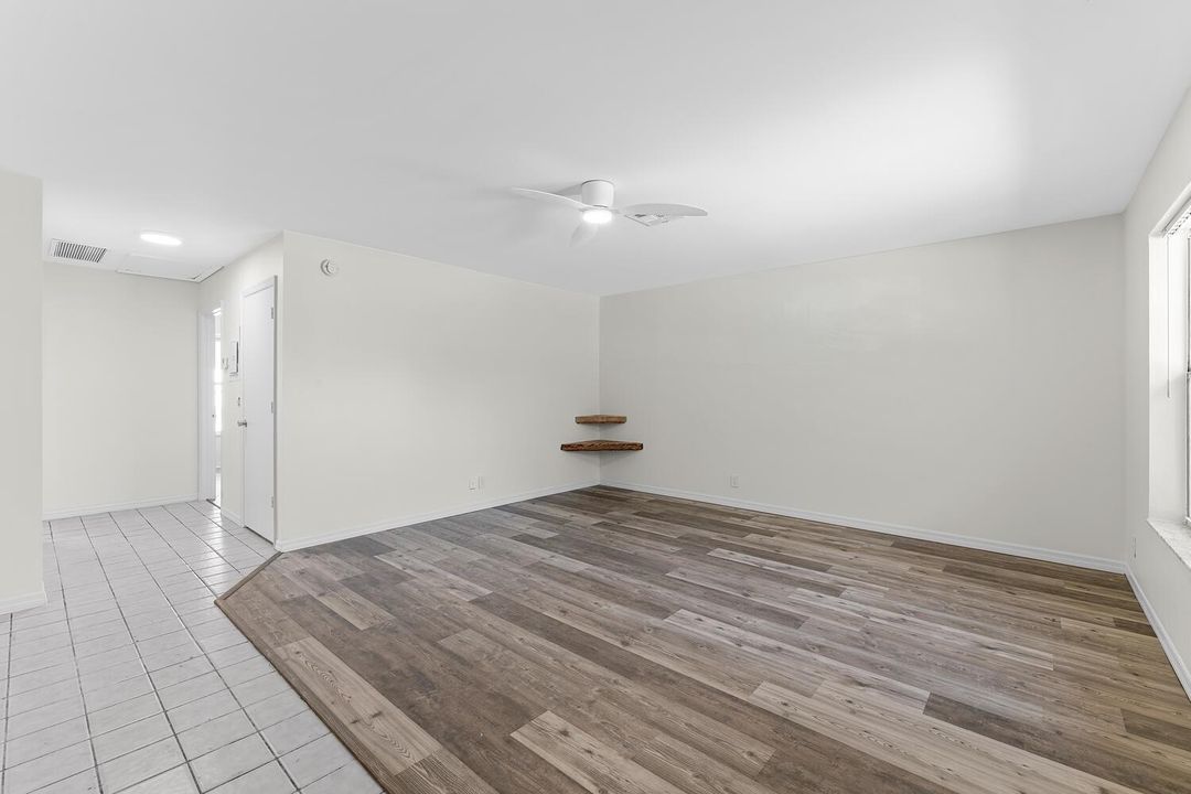 13868 York Ct Unit C-large-009-021-DSC 8