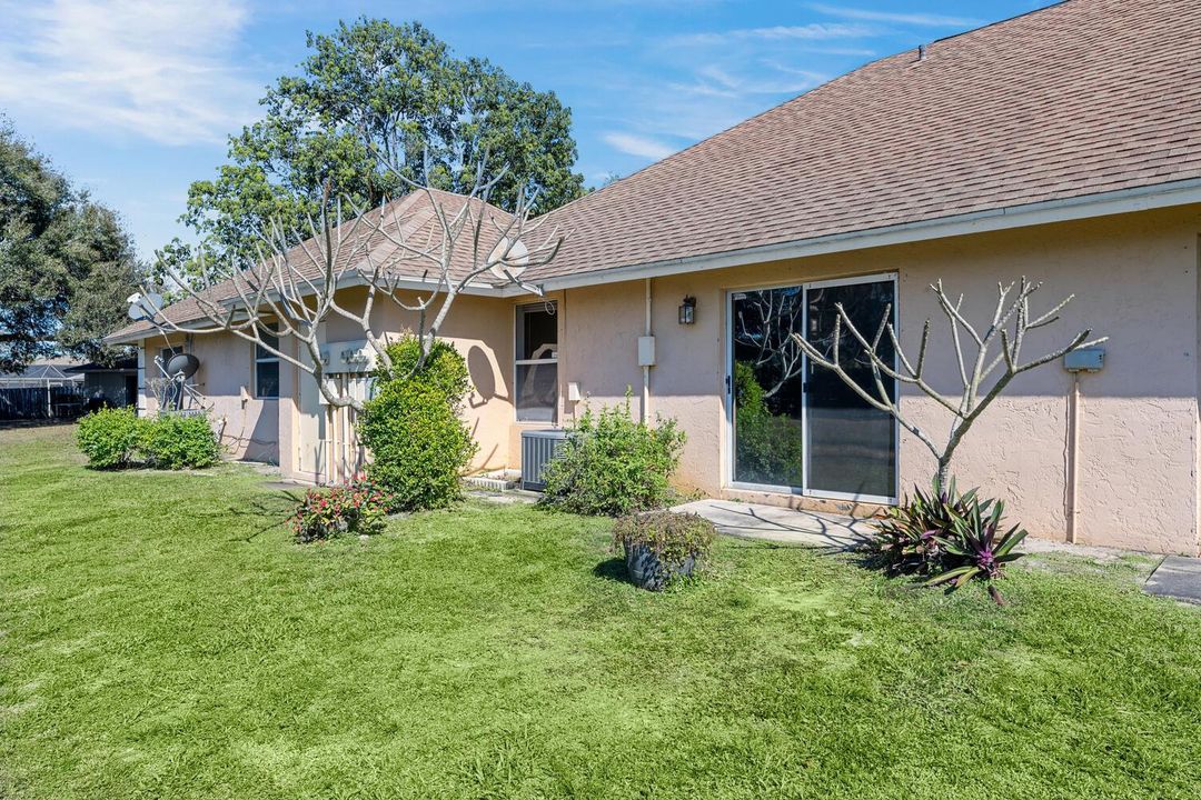 13868 York Ct Unit C-large-028-006-DSC 8