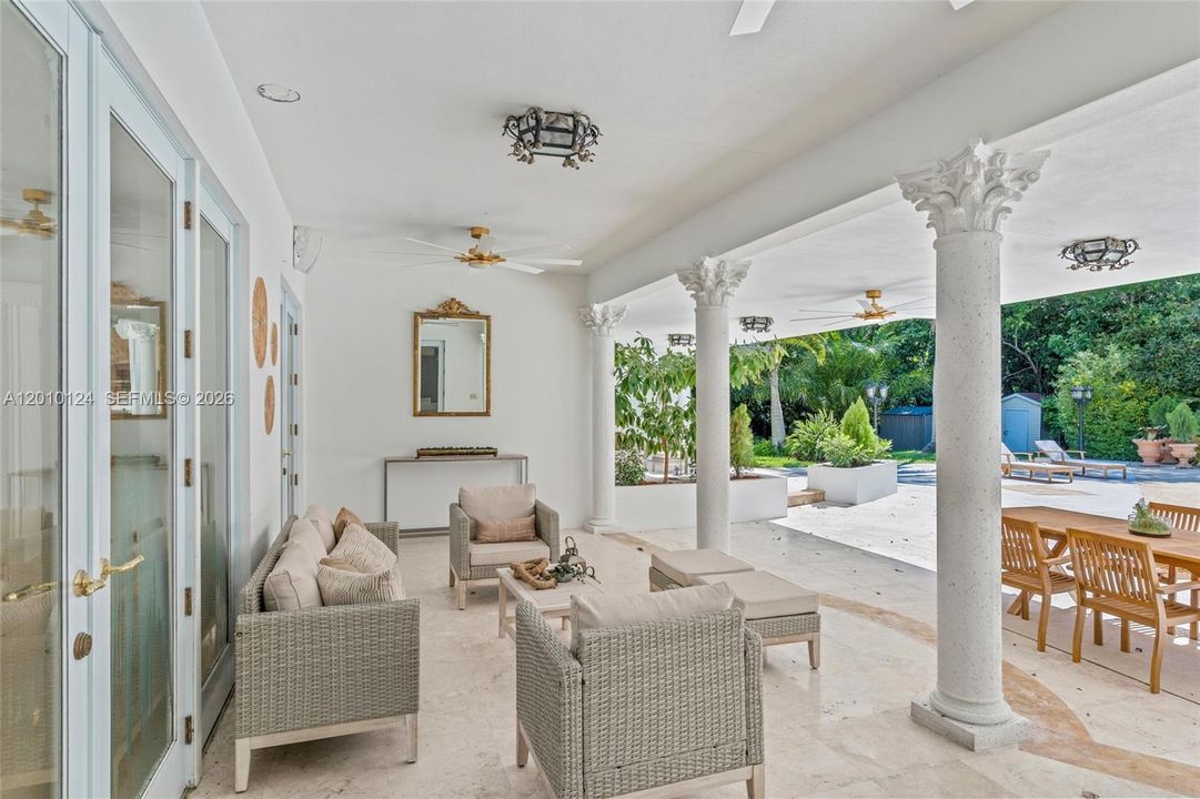 For Sale: $8,995,000 (6 beds, 6 baths, 8226 Square Feet)