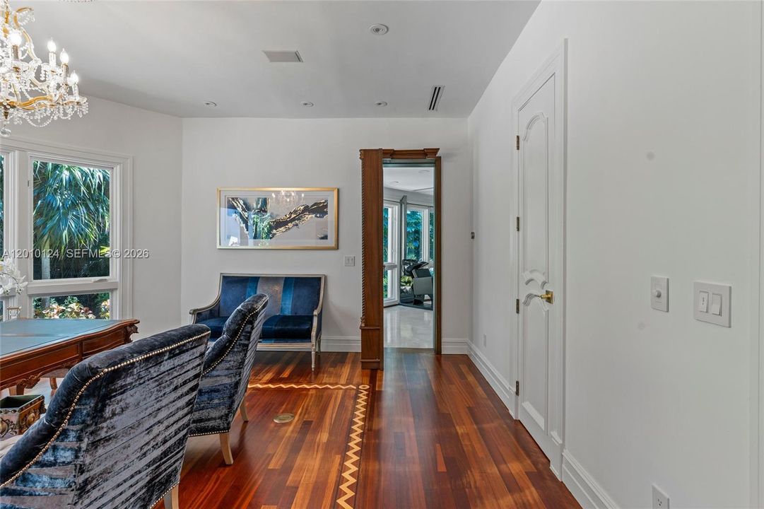 For Sale: $8,995,000 (6 beds, 6 baths, 8226 Square Feet)