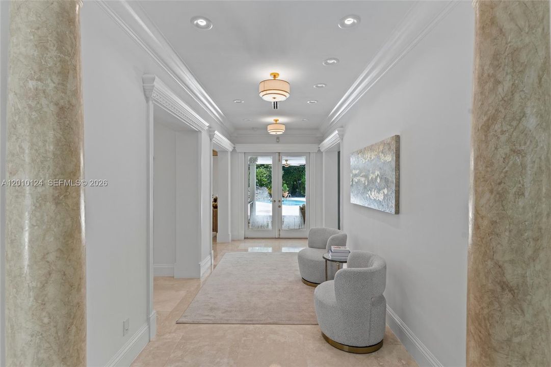 For Sale: $8,995,000 (6 beds, 6 baths, 8226 Square Feet)