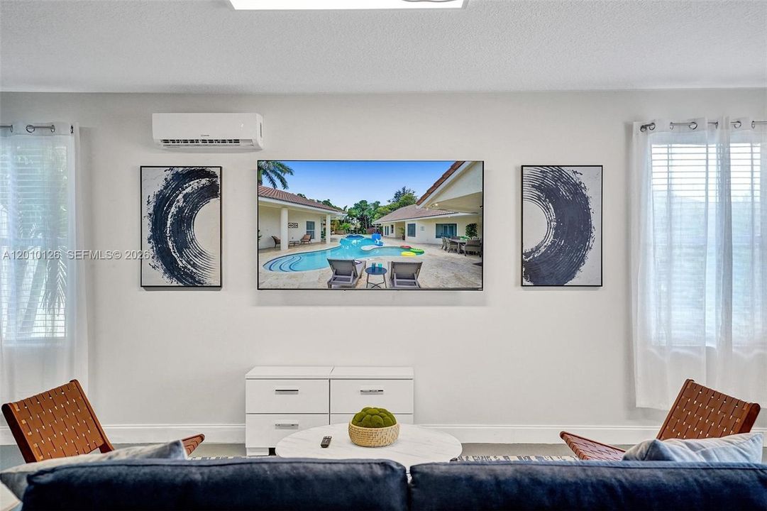 En Venta: $2,400,000 (8 camas, 4 baños, 2776 Pies cuadrados)