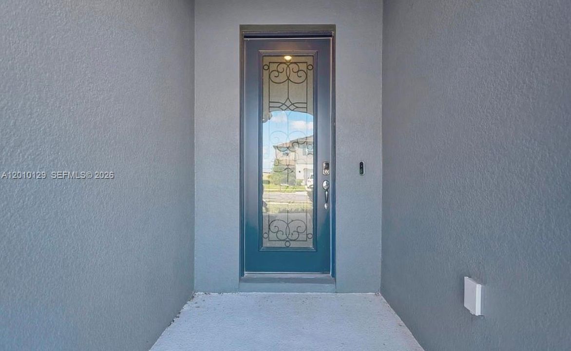 For Sale: $663,000 (4 beds, 3 baths, 2736 Square Feet)