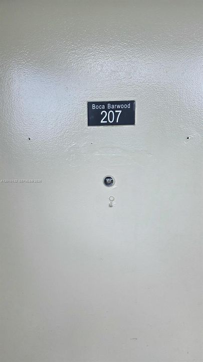 В аренду: $1,875 (2 спален, 2 ванн, 1300 Квадратных фут)