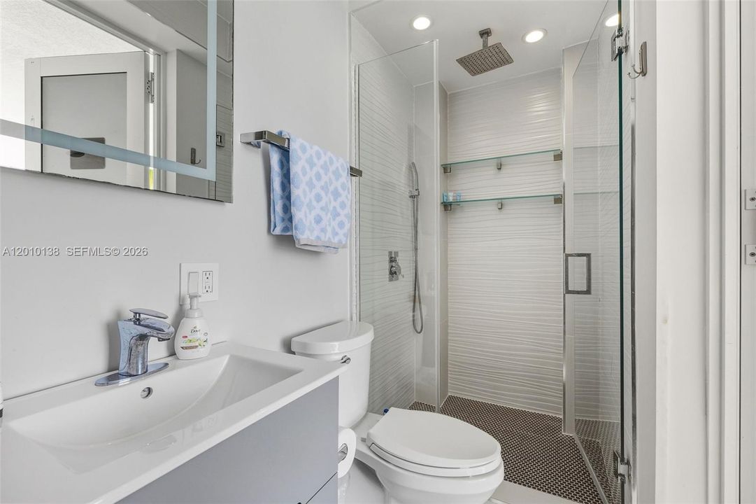 For Sale: $3,999,999 (4 beds, 4 baths, 0 Square Feet)