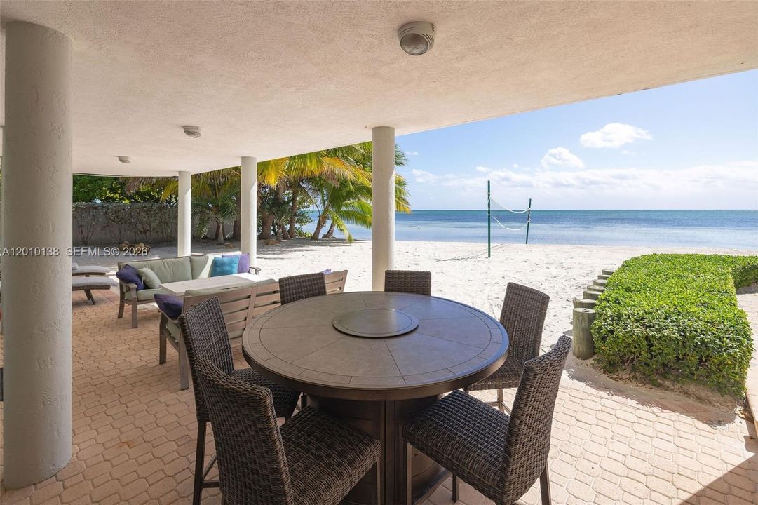 For Sale: $3,999,999 (4 beds, 4 baths, 0 Square Feet)