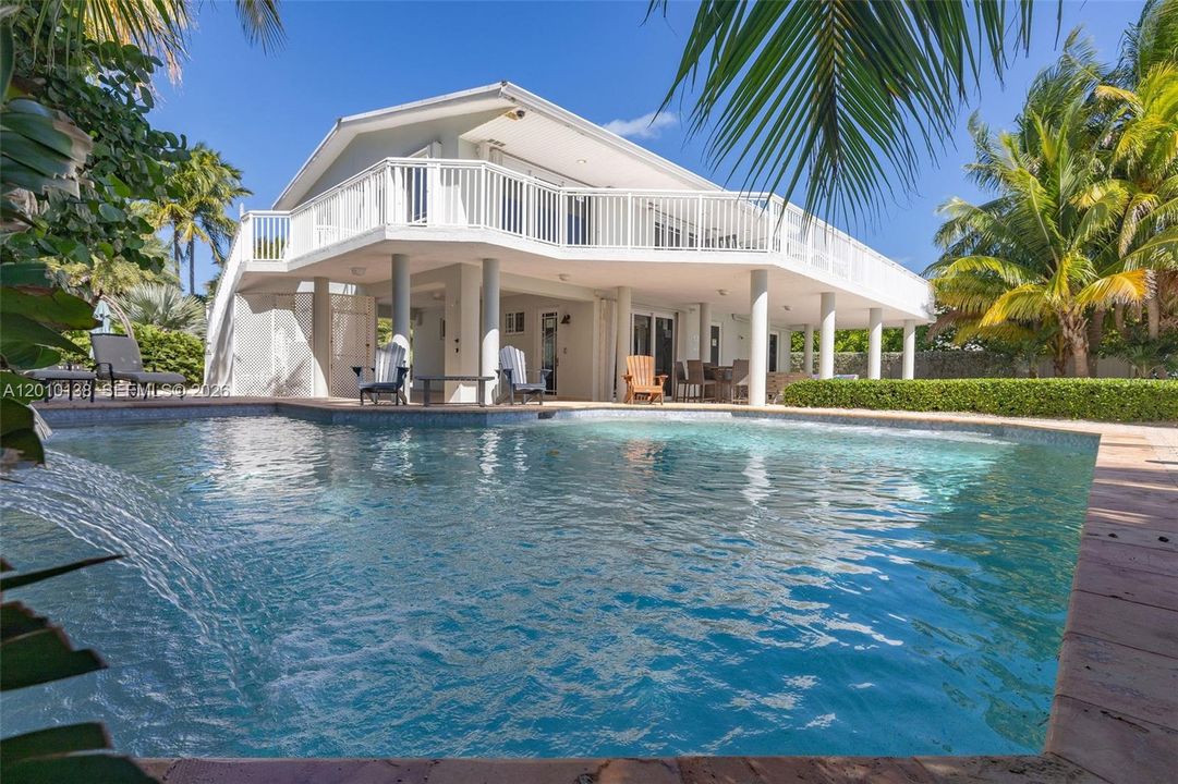 For Sale: $3,999,999 (4 beds, 4 baths, 0 Square Feet)