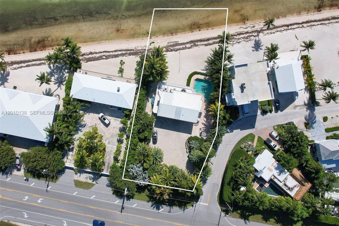 For Sale: $3,999,999 (4 beds, 4 baths, 0 Square Feet)
