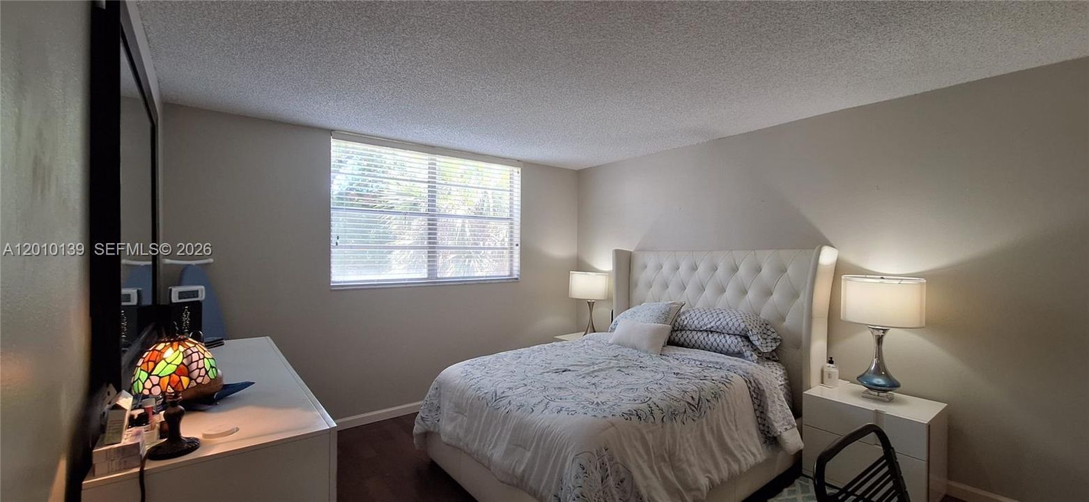 For Sale: $168,500 (2 beds, 2 baths, 960 Square Feet)